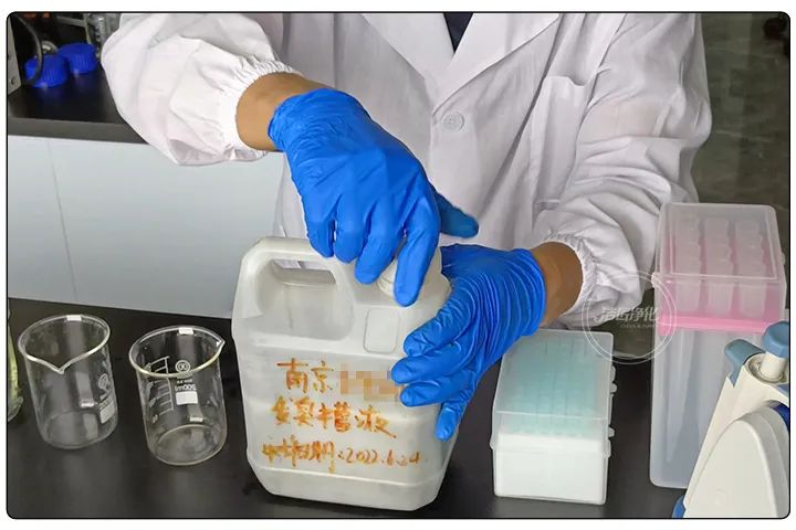 潔匠凈化·的凈工業(yè)除臭劑_切削液變質(zhì)、發(fā)臭，車間異味污染大，除臭劑該怎么選？