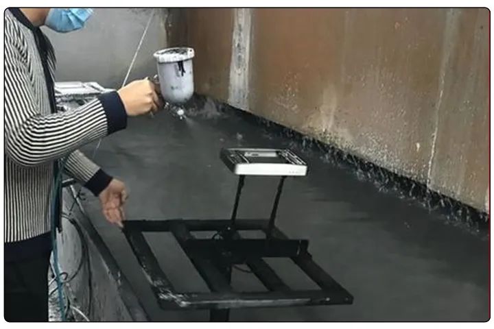 金屬建材噴漆廠異味大，設(shè)備的除臭效率低，除臭劑該這么用！.jpg